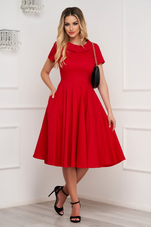 rochii roșii elegante