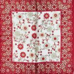 esarfe rosii cu flori