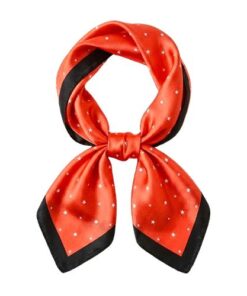 esarfa satin rosie cu stelute albe, 50x50 cm